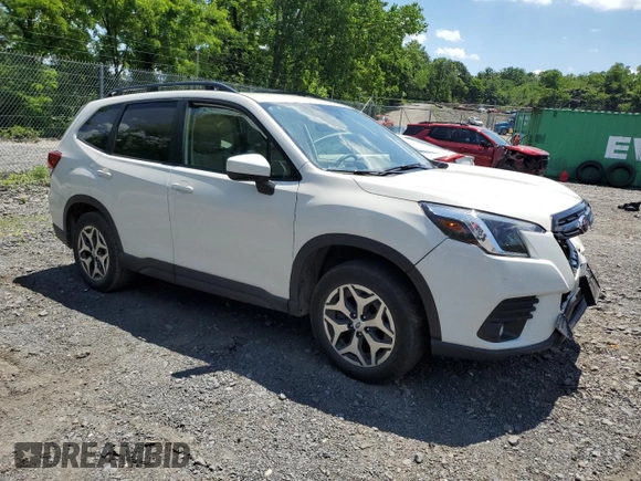 2024 Subaru Forester Premium with VIN JF2SKADC8RH429514, listed as a Copart auction lot 62229835 with 18,696 mi miles and Salvage title. Bid and sale history available at DreamBid. Image 4.