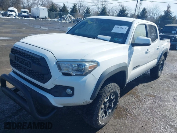 2016 Toyota Tacoma SR with VIN 5TFCZ5AN1GX017336, listed as a IAAI auction lot 41542111 with 127,162 mi miles. Bid and sale history available at carsss.com. Image 17.