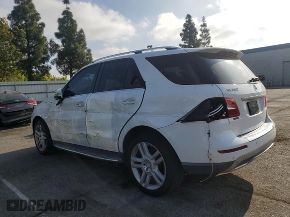 2015 Mercedes-Benz M 350 with VIN 4JGDA5JB9FA608061, listed as a Copart auction lot 55163285 with 177,790 mi miles and Salvage title. Bid and sale history available at DreamBid. Image 2.