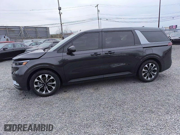 2024 Kia Carnival EX with VIN KNDNC5H31R6421390, listed as a Copart auction lot 55661565 with 18,515 mi miles and Salvage Title. Bid and sale history available at DreamBid. Image 13.