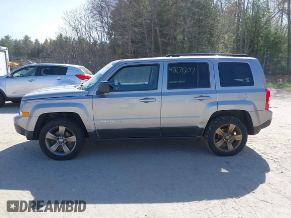 2015 Jeep Patriot High Altitude with VIN 1C4NJRFB2FD168448, listed as a IAAI auction lot 42171207 with 158,846 mi miles and . Bid and sale history available at carsss.com. Image 12.