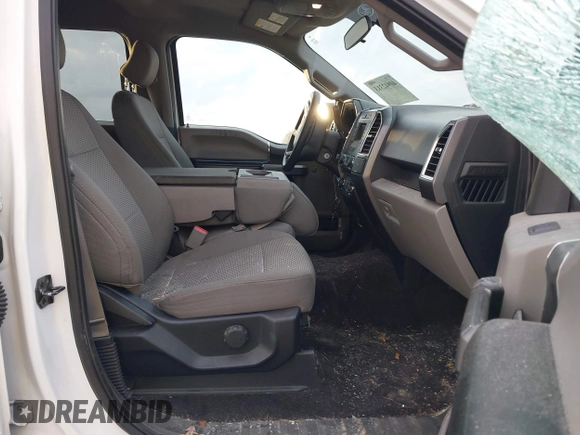 2016 Ford F-150 XLT with VIN 1FTFW1EF9GFA79042, listed as a IAAI auction lot 40942313 with 133,550 mi miles. Bid and sale history available at carsss.com. Image 5.