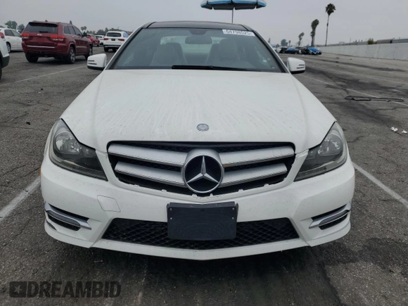 2013 Mercedes-Benz C 250 с VIN WDDGJ4HB3DG051259, выставлен на аукционе Copart как лот 64798525 с пробегом 80 760 миль миль и Чистый • Clean title. История ставок и продаж доступна на DreamBid. Изображение 5.