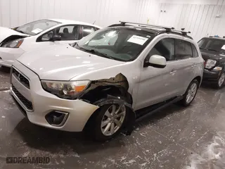 2013 Mitsubishi Outlander Sport SE with VIN 4A4AR4AU3DE020408, listed as a IAAI auction lot 41755190 with 137,772 mi miles. Bid and sale history available at carsss.com. Image 18.