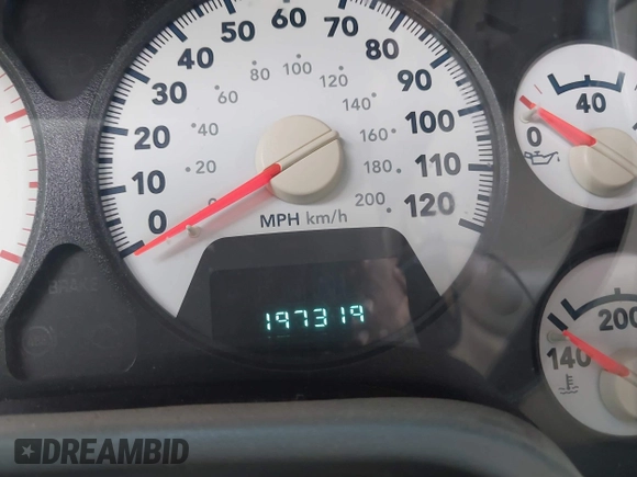 2006 Dodge 3500 Laramie z VIN 3D7LX39C66G175614, wystawiony jako IAAI lot #41381392 z przebiegiem 197 319 mil mil oraz . Historia ofert i sprzedaży dostępna na DreamBid. Obrazek 15.