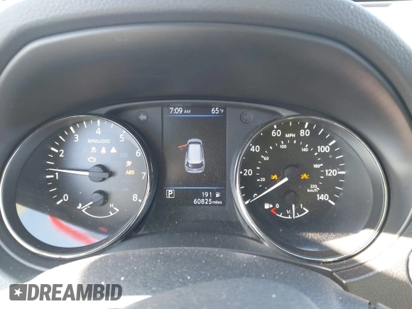 2019 Nissan Rogue SV with VIN JN8AT2MT9KW263622, listed as a IAAI auction lot 42021454 with 60,825 mi miles. Bid and sale history available at carsss.com. Image 7.