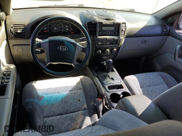 2007 Kia Sorento LX z VIN KNDJD736475695369, wystawiony jako Copart lot #53079175 z przebiegiem 215 324 mil mil oraz Szkoda całkowita • Salvage title. Historia ofert i sprzedaży dostępna na DreamBid. Obrazek 8.