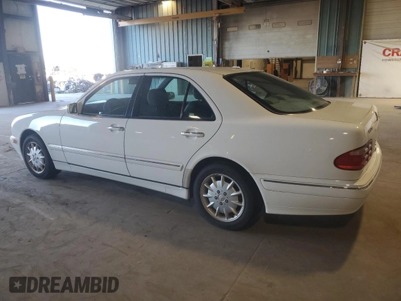 2000 Mercedes-Benz E-Class AWD with VIN WDBJF82J1YX029676, listed as a Copart auction lot 79412174 with 96,324 mi miles and Clean Title. Bid and sale history available at carsss.com. Image 2.