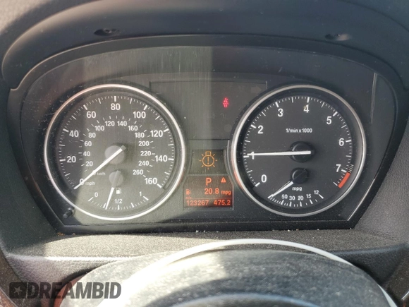 2011 BMW 3 Series 328i xDrive with VIN WBAPK5C51BA993726, listed as a Copart auction lot 54269975 with 123,267 mi miles and Salvage Title. Bid and sale history available at DreamBid. Image 9.