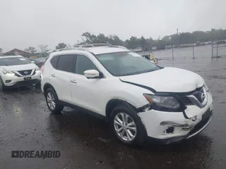 2015 Nissan Rogue SV z VIN KNMAT2MV4FP579345, wystawiony jako IAAI lot #42213322 z przebiegiem 50 368 mil mil oraz . Historia ofert i sprzedaży dostępna na DreamBid. Obrazek 1.