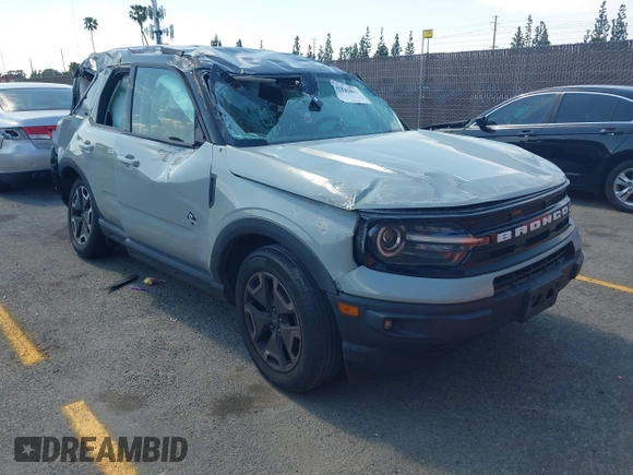 2021 Ford Bronco Sport Outer Banks z VIN 3FMCR9C60MRA39552, wystawiony jako IAAI lot #42117802 z przebiegiem 39 854 mil mil oraz . Historia ofert i sprzedaży dostępna na DreamBid. Obrazek 1.