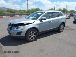 2012 Volvo XC60 3.2L z VIN YV4952DL7C2311729, wystawiony jako IAAI lot #42184732 z przebiegiem 143 680 mil mil oraz . Historia ofert i sprzedaży dostępna na DreamBid. Obrazek 2.