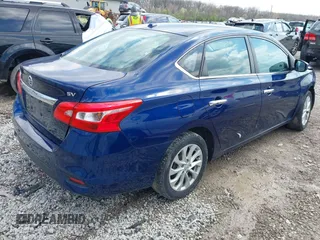 2018 Nissan Sentra SV with VIN 3N1AB7AP1JL634668, listed as a IAAI auction lot 42017714 with 81,410 mi miles. Bid and sale history available at carsss.com. Image 4.