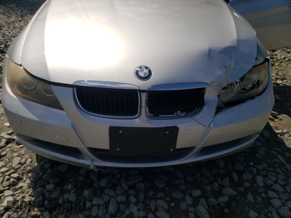 2006 BMW 3 Series 325i with VIN WBAVB17526NK35676, listed as a Copart auction lot 54720034 with 140,273 mi miles and Salvage Title. Bid and sale history available at carsss.com. Image 12.