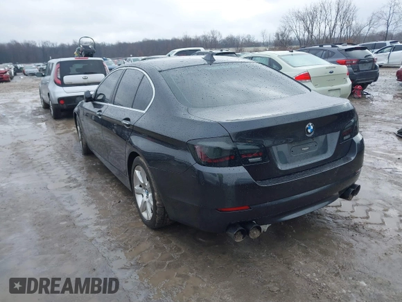 2013 BMW 5 Series 550i xDrive with VIN WBAFU9C55DDY71031, listed as a IAAI auction lot 41500889 with 149,596 mi miles and . Bid and sale history available at carsss.com. Image 3.