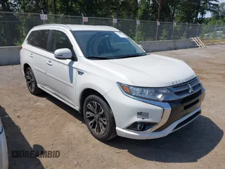2018 Mitsubishi Outlander SEL with VIN JA4J24A57JZ050272, listed as a IAAI auction lot 42478853 with 171,880 mi miles and . Bid and sale history available at DreamBid. Image 1.