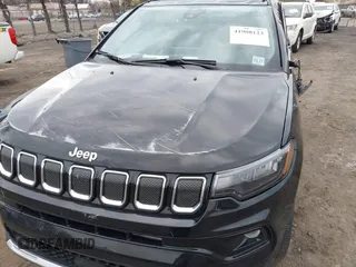 2022 Jeep Compass High Altitude with VIN 3C4NJDCBXNT196157, listed as a IAAI auction lot 41908123 with 33,532 mi miles and . Bid and sale history available at carsss.com. Image 19.