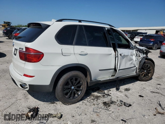 2011 BMW X5 35d с VIN 5UXZW0C58BL369718, выставлен на аукционе Copart как лот 54735695 с пробегом 199 303 миль миль и Списание • Salvage title. История ставок и продаж доступна на DreamBid. Изображение 3.