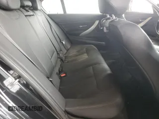 2013 BMW 3 Series 328i xDrive с VIN WBA3B5G50DNS03790, выставлен на аукционе Copart как лот 64799365 с пробегом Не указан миль и Списание • Salvage title. История ставок и продаж доступна на DreamBid. Изображение 10.