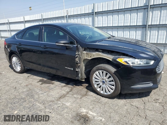 2016 Ford Fusion SE Hybrid with VIN 3FA6P0LU8GR177030, listed as a Copart auction lot 60332805 with 177,885 mi miles and Salvage title. Bid and sale history available at DreamBid. Image 4.