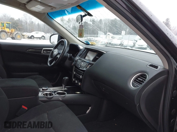 2014 Nissan Pathfinder S z VIN 5N1AR2MM7EC727589, wystawiony jako IAAI lot #41360143 z przebiegiem 76 268 mil mil oraz . Historia ofert i sprzedaży dostępna na DreamBid. Obrazek 5.