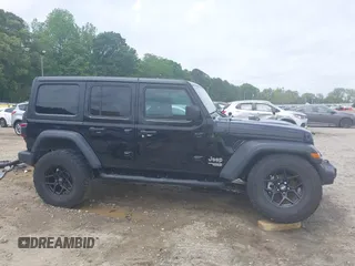 2020 Jeep Wrangler Unlimited Willys with VIN 1C4HJXDN5LW327476, listed as a IAAI auction lot 42128406 with 43,885 mi miles and . Bid and sale history available at DreamBid. Image 12.