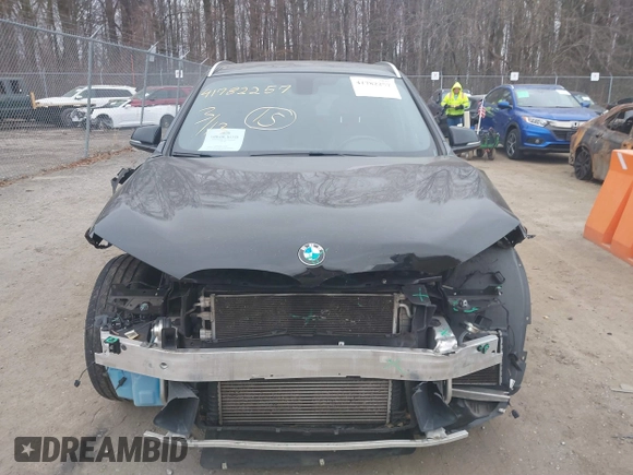 2017 BMW X1 xDrive28i with VIN WBXHT3C31H5F72958, listed as a IAAI auction lot 41782257 with 134,829 mi miles. Bid and sale history available at carsss.com. Image 12.
