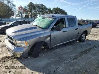 2022 Ram 1500 Tradesman z VIN 3C6RR6KG5NG210694, wystawiony jako Copart lot #82435384 z przebiegiem 32 177 mil mil oraz Szkoda całkowita • Salvage title. Historia ofert i sprzedaży dostępna na DreamBid. Obrazek 1.