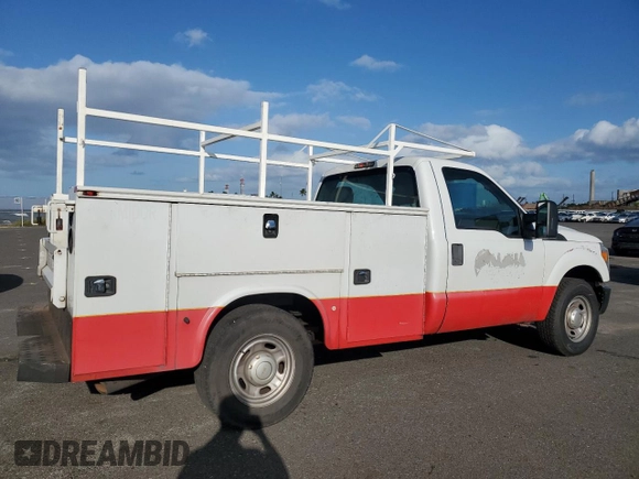 2015 Ford F-250 XL with VIN 1FDBF2A6XFEC57194, listed as a Copart auction lot 48069255 with 274,265 mi miles and Clean title. Bid and sale history available at DreamBid. Image 3.
