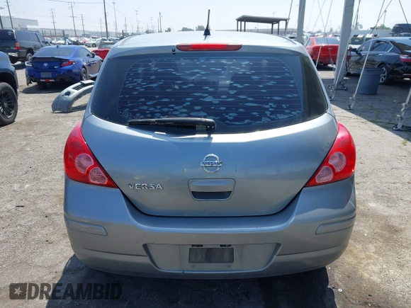 2009 Nissan Versa S с VIN 3N1BC13E99L453758, выставлен на аукционе IAAI как лот 42343658 с пробегом 218 825 миль миль и . История ставок и продаж доступна на DreamBid. Изображение 17.