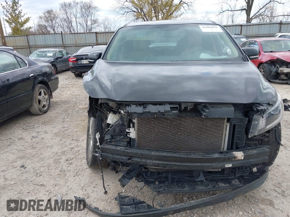 2019 Kia Sedona EX with VIN KNDMB5C13K6534221, listed as a IAAI auction lot 41880056 with 140,726 mi miles. Bid and sale history available at carsss.com. Image 12.