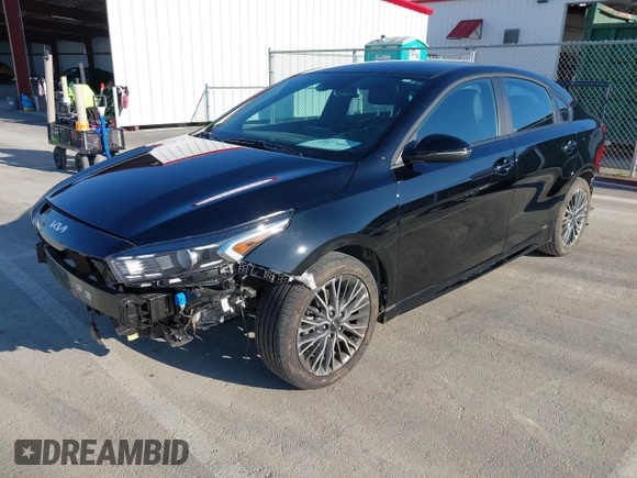 2024 Kia Forte GT-Line with VIN 3KPF54AD0RE825500, listed as a IAAI auction lot 41677601 with 3,532 mi miles. Bid and sale history available at carsss.com. Image 21.
