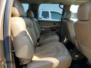 2000 Chevrolet Suburban LT with VIN 3GNFK16TXYG178606, listed as a Copart auction lot 71483564 with 127,696 mi miles and Clean Title. Bid and sale history available at carsss.com. Image 11.