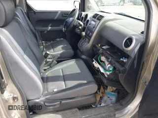 2003 Honda Element EX with VIN 5J6YH28553L045116, listed as a IAAI auction lot 41999426 with 225,486 mi miles and . Bid and sale history available at DreamBid. Image 5.