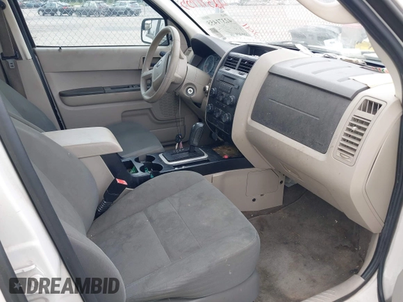 2011 Ford Escape XLS с VIN 1FMCU0C76BKC50856, выставлен на аукционе IAAI как лот 42371455 с пробегом 334 231 миль миль и . История ставок и продаж доступна на DreamBid. Изображение 5.
