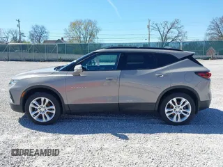 2021 Chevrolet Blazer LT z VIN 3GNKBDR47MS560250, wystawiony jako IAAI lot #41863483 z przebiegiem 69 207 mil mil oraz . Historia ofert i sprzedaży dostępna na DreamBid. Obrazek 14.