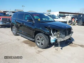 2018 Toyota Highlander Limited z VIN 5TDDZRFH9JS884804, wystawiony jako IAAI lot #41679145 z przebiegiem 68 515 mil mil oraz . Historia ofert i sprzedaży dostępna na DreamBid. Obrazek 1.