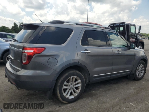 2012 Ford Explorer XLT with VIN 1FMHK8D85CGA93150, listed as a Copart auction lot 63037655 with 209,224 mi miles and Clean title. Bid and sale history available at DreamBid. Image 3.