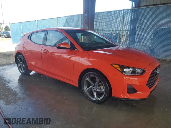 2021 Hyundai Veloster 2.0 Premium with VIN KMHTG6AF3MU032207, listed as a Copart auction lot 82187653 with 21,902 mi miles. Bid and sale history available at carsss.com. Image 4.