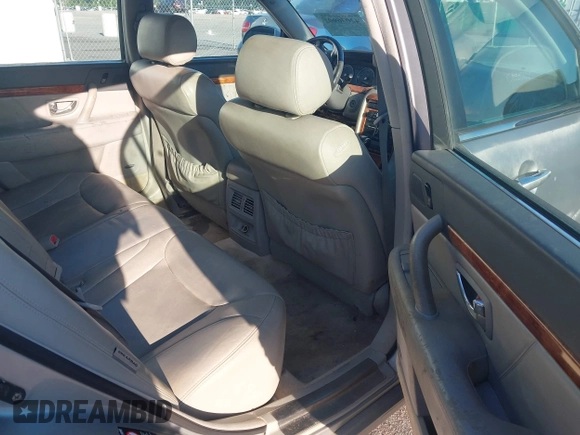 2004 Kia Amanti z VIN KNALD124645031511, wystawiony jako IAAI lot #42036901 z przebiegiem 218 926 mil mil oraz . Historia ofert i sprzedaży dostępna na DreamBid. Obrazek 8.