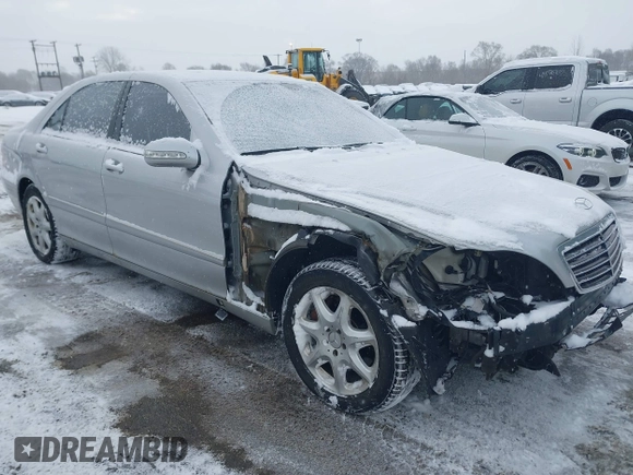 2004 Mercedes-Benz S-Class 5.0L with VIN WDBNG84J84A426875, listed as a IAAI auction lot 41608716 with 0 mi miles. Bid and sale history available at carsss.com. Image 1.