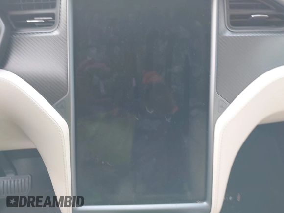 2018 Tesla Model X 75D with VIN 5YJXCDE21JF139712, listed as a IAAI auction lot 41905326 with Not Provided miles and . Bid and sale history available at carsss.com. Image 15.