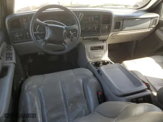 2001 Chevrolet Tahoe LS with VIN 1GNEK13T61R136424, listed as a Copart auction lot 49665925 with 43,063 mi miles and Clean Title. Bid and sale history available at carsss.com. Image 8.