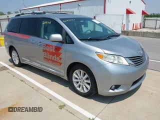 2011 Toyota Sienna XLE with VIN 5TDDK3DC0BS015793, listed as a IAAI auction lot 42493763 with 203,365 mi miles and . Bid and sale history available at DreamBid. Image 1.