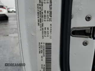 2014 Chrysler 300 S z VIN 2C3CCAGG1EH241876, wystawiony jako Copart lot #57965795 z przebiegiem 129 612 mil mil oraz Szkoda całkowita • Salvage title. Historia ofert i sprzedaży dostępna na DreamBid. Obrazek 13.