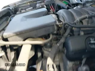 2014 Chevrolet Silverado 1500 Work Truck z VIN 1GCVKPEH6EZ318957, wystawiony jako IAAI lot #43180989 z przebiegiem 141 628 mil mil oraz . Historia ofert i sprzedaży dostępna na DreamBid. Obrazek 20.