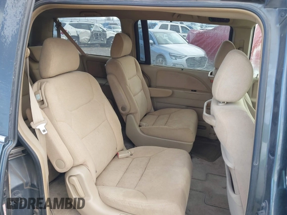 2006 Honda Odyssey EX with VIN 5FNRL38406B452001, listed as a IAAI auction lot 41686017 with 374,896 mi miles. Bid and sale history available at carsss.com. Image 8.