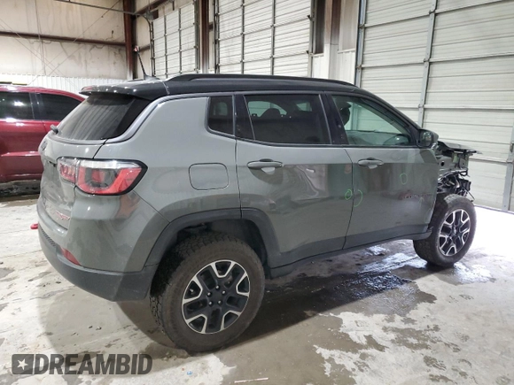 2019 Jeep Compass Trailhawk with VIN 3C4NJDDB5KT799253, listed as a Copart auction lot 45333085 with 71,780 mi miles and Salvage Title. Bid and sale history available at carsss.com. Image 3.