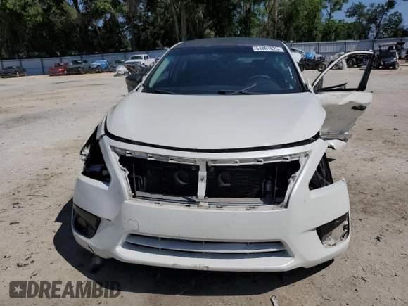 2015 Nissan Altima S with VIN 1N4AL3AP5FC113478, listed as a Copart auction lot 54861625 with 256,573 mi miles and Salvage Title. Bid and sale history available at DreamBid. Image 5.