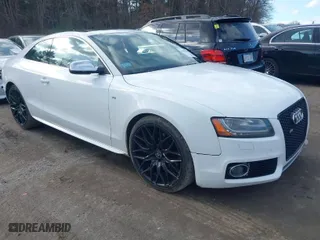 2012 Audi S5 Prestige with VIN WAUVVAFR0CA005939, listed as a IAAI auction lot 41689361 with 161,991 mi miles. Bid and sale history available at carsss.com. Image 1.